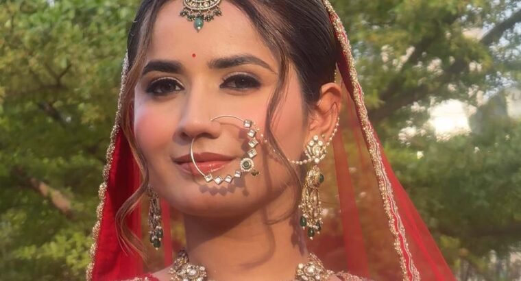 The Reena Makeup by Reena Mewara